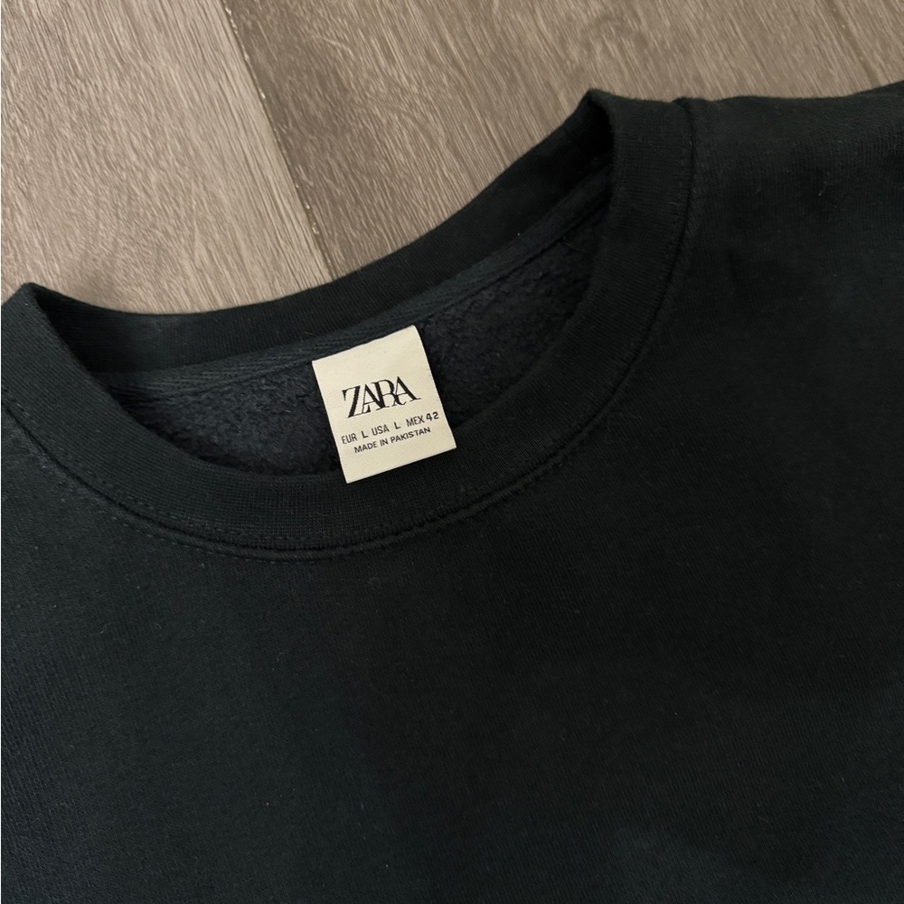Zara Classic Black Pullover